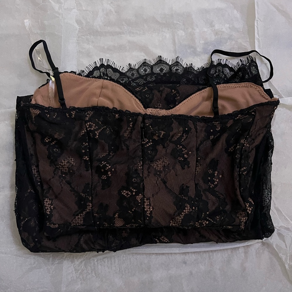HOUSE OF CB 'Escala' Black Lace Midi Dress - Picture 9 of 11